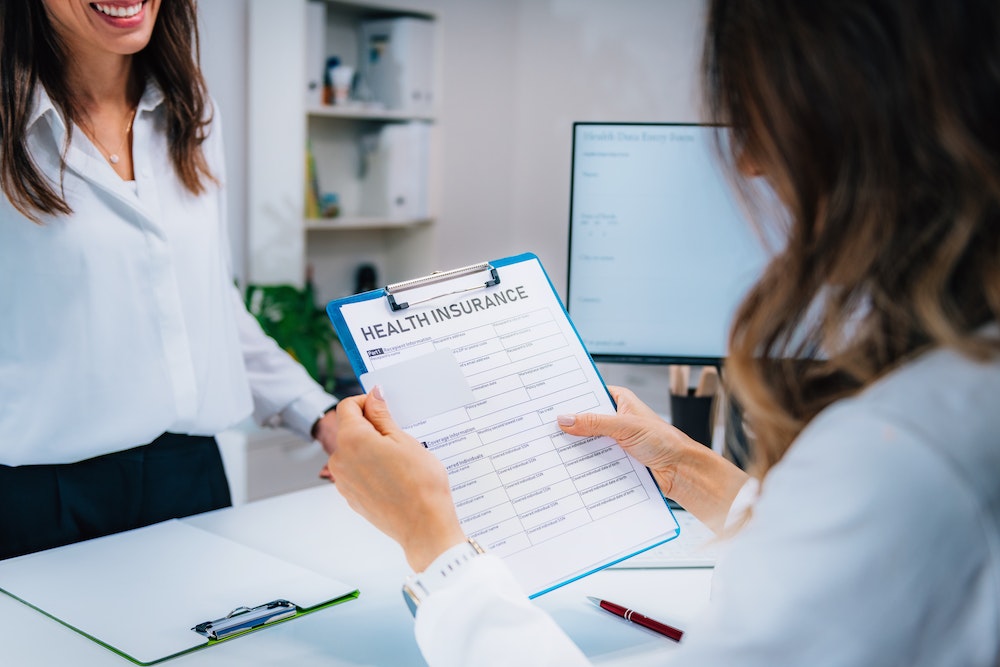 Comment gérer un litige avec sa mutuelle santé : Conseils d'un avocat